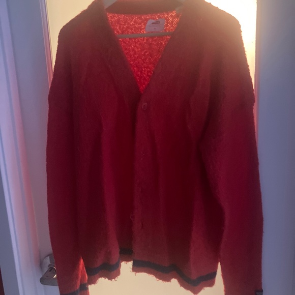 Red Levi cardigan - Picture 6 of 6